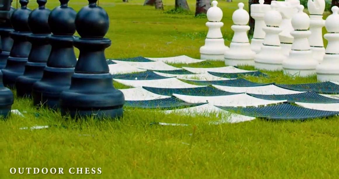 Dosti-Pine-Amenities-Outdoor-Chess-Balkum-Thane-West
